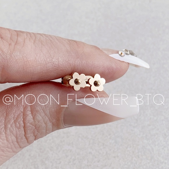 Tiny Rose Gold Retro Hippie Flower Earrings - Picture 2 of 6